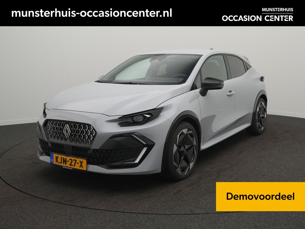 Renault Clio 1.8 Hybrid 160 Techno - RIJKLAARPRIJS - DEMO - All Seasonbanden - 360 Camera - Adaptive Cruise Control - Apple Carplay - Android Auto