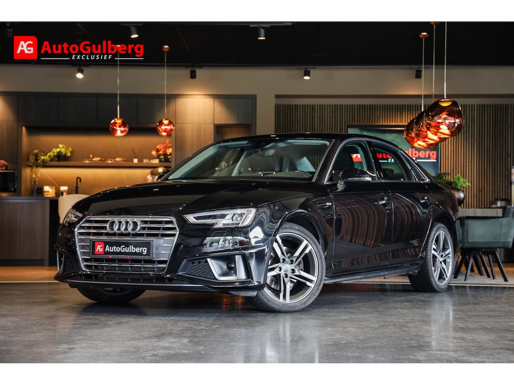 Audi A4 Limousine 35 TFSI Sport S line edition Sportstoelen, Virtual cockpit, Navigatie MMI Plus, Stuurverwarming, Led, Spiegel/ Glans/ Sportdesign pakket, Lmv.