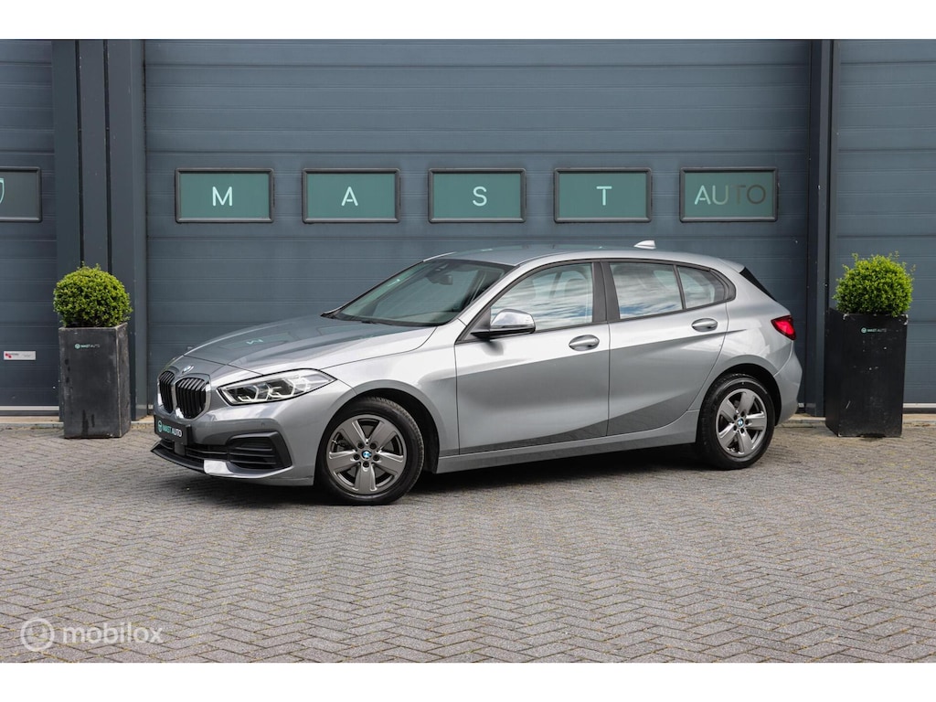 BMW 1-Serie 116i AUT|LED|Sportstoelen|PDC|Cruisecontrol