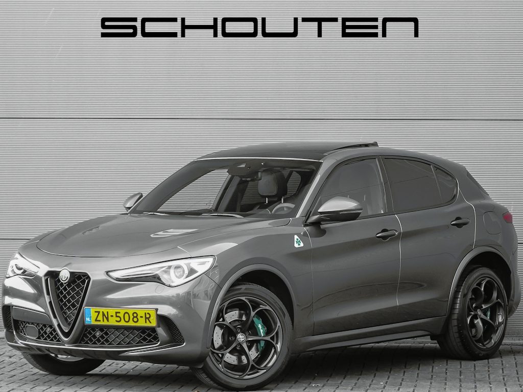 Alfa Romeo Stelvio 2.9 V6 AWD Quadrifoglio Pano H&K Carbon ACC Squadra NL Auto