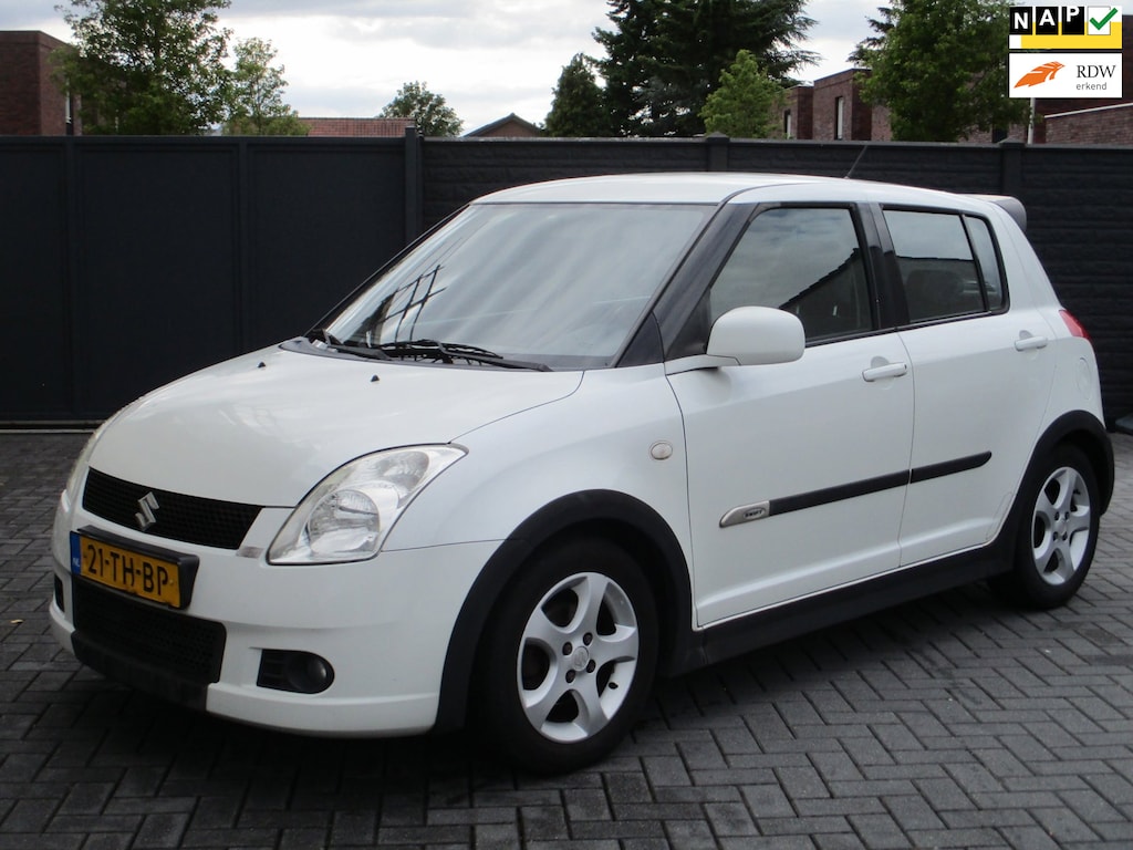 Suzuki Swift 1.3 Shogun Sport Airco 5 deurs Parelmoer !