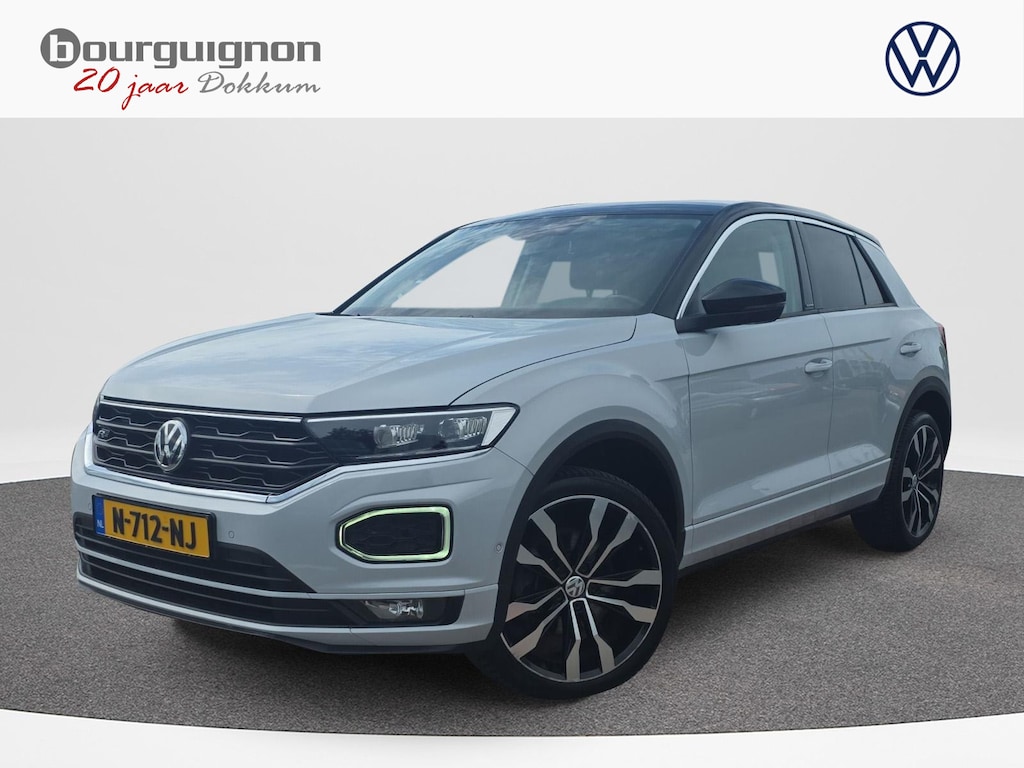 Volkswagen T-Roc 1.5 TSI Sport | 150Pk | Automaat | IQ Light | Trekhaak | 19Inch |