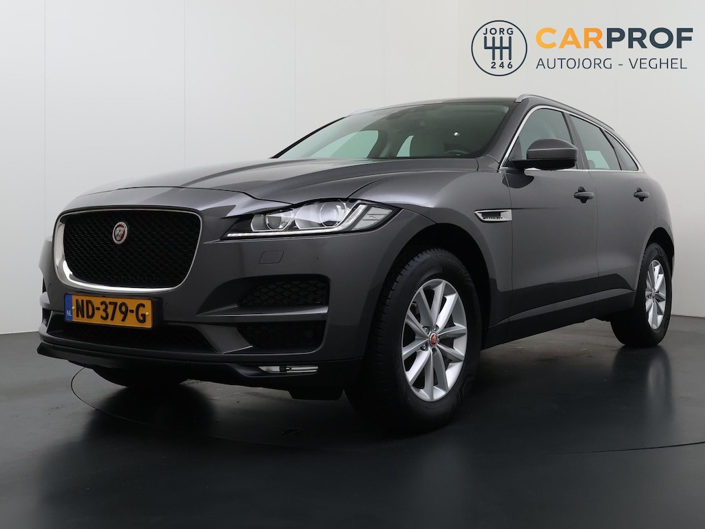Jaguar F-Pace 2.0 Pure AWD 20d Navigatie | Camera | Trekhaak |