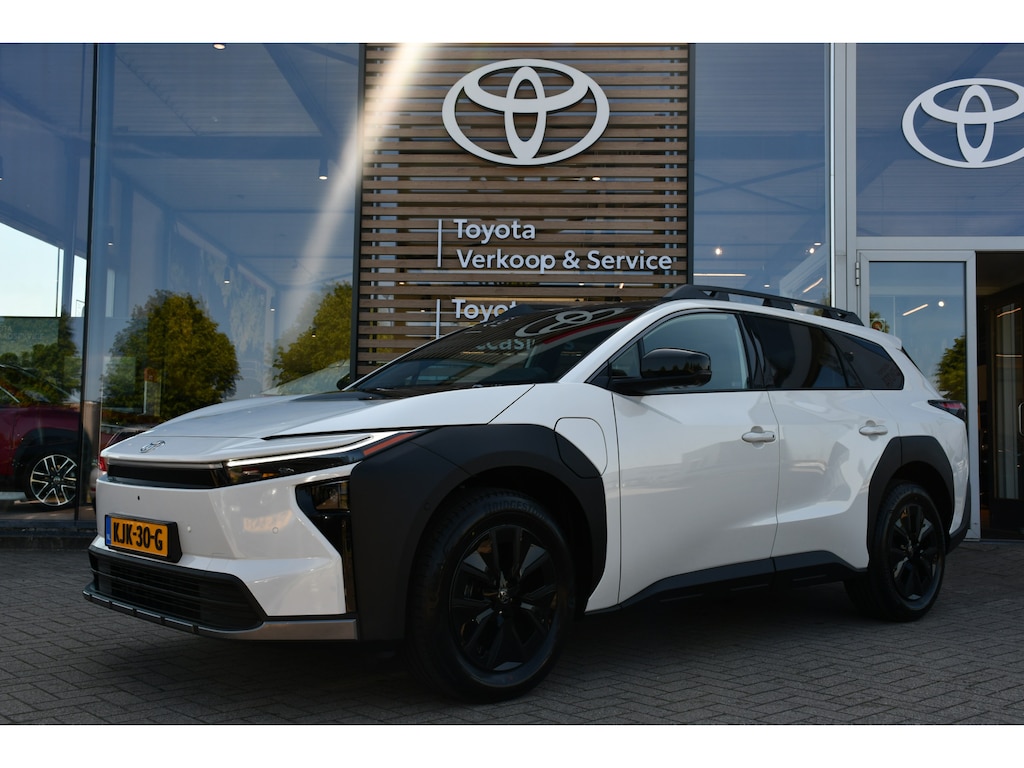 Toyota BZ4X Touring Executive AWD 75 kWh 380pk | Panoramadak | Rondomzicht camera | Warmtepomp |