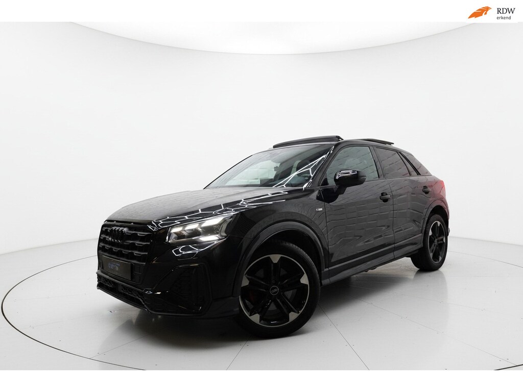 Audi Q2 35 TFSI 3x S LINE PANO VIRTUAL CAM MATRIX LED