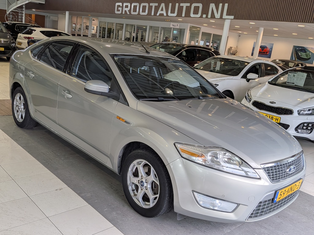 Ford Mondeo 2.0-16V Limited Airco, Cruise Control, Stuurbekrachtiging