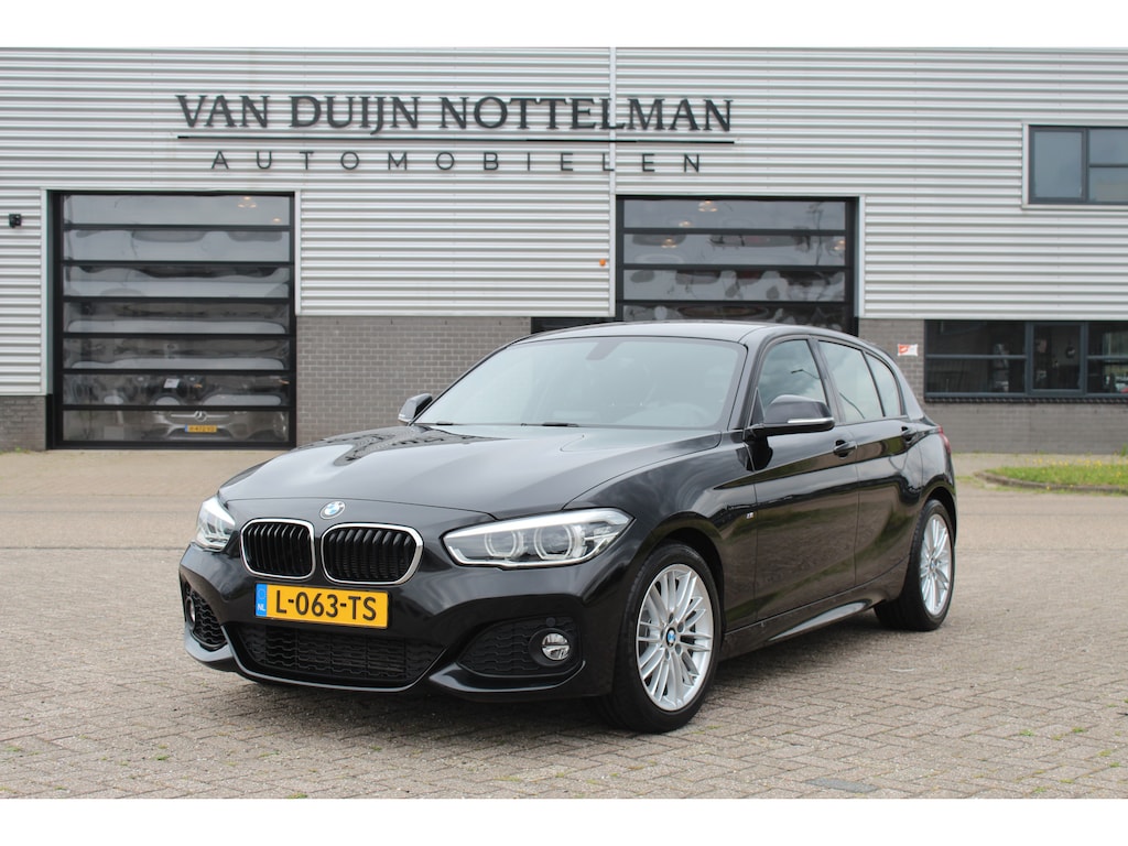 BMW 1-Serie 118i Edition M Sport Shadow High Executive / Navigatie / LED