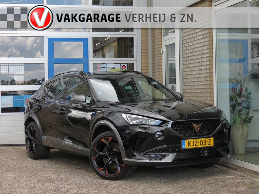 CUPRA Formentor 1.4 e-Hybrid VZ 245 Copper Edition Trekhaak|Camera|CarPlay|Sfeer|Ad. Cruise|Winter Pakket|DigiDash|DAB+