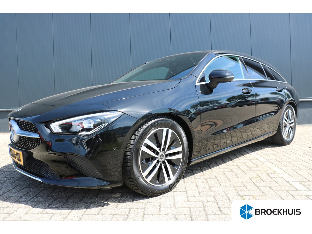 Mercedes-Benz CLA Shooting Brake 180 Business Solution Luxury Voorstoelen verwarmd | Airco | Navi | 360 Camera | All Season banden |