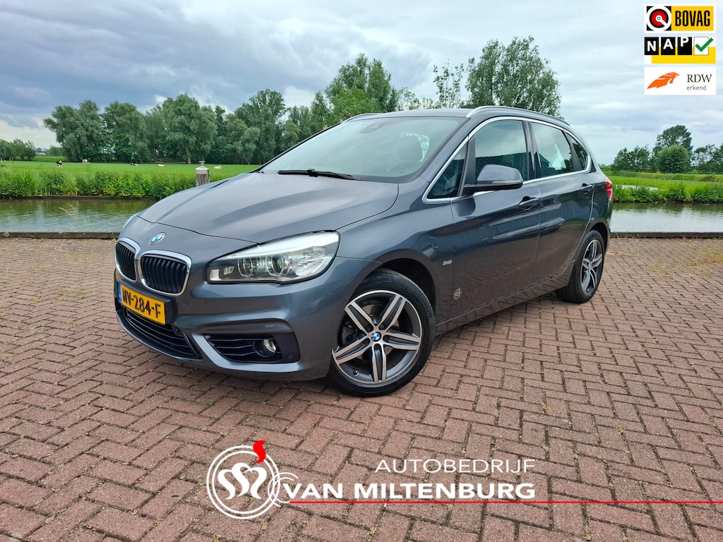 BMW 2-Serie Active Tourer 218i Corporate Lease Executive Clima Navi Camera Cruise Sportstoelen