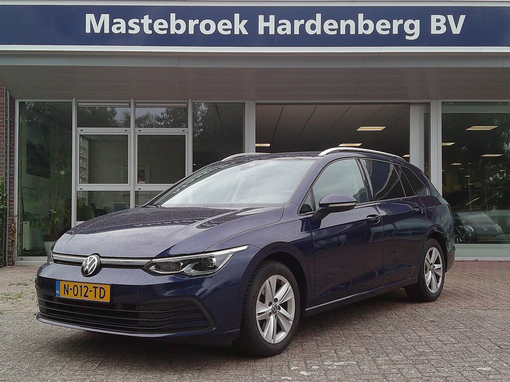 Volkswagen Golf Variant 1.0 TSI Life Business Staat in Hardenberg