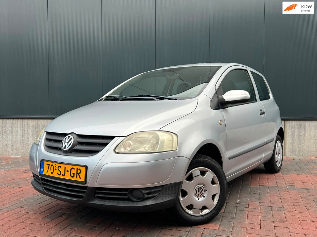 Volkswagen Fox 1.2 Trendline * 3-Deurs * Elek-Ramen * Nieuw APK *