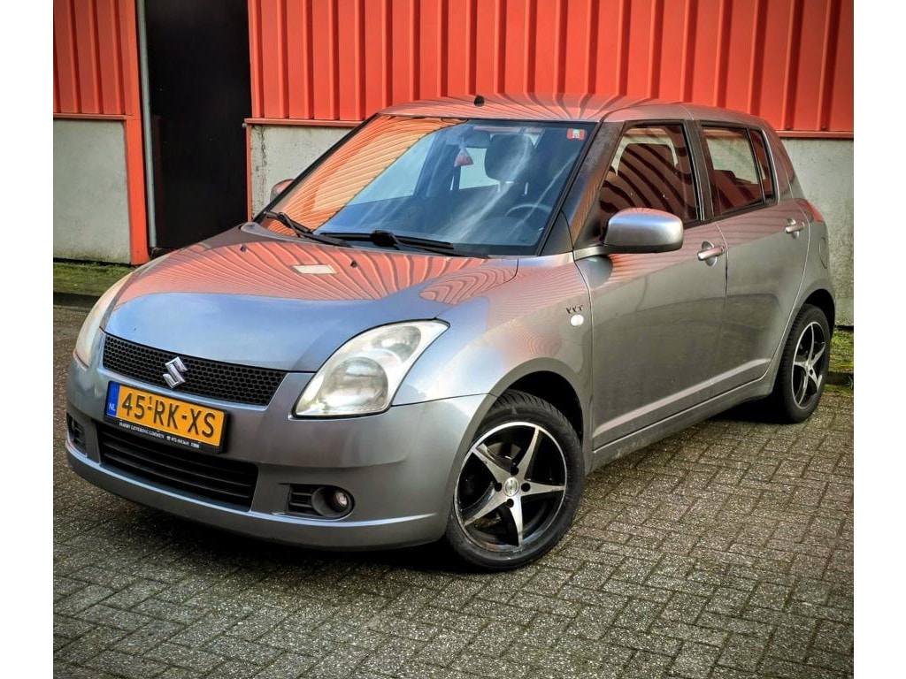 Suzuki Swift 1.5 Exclusive