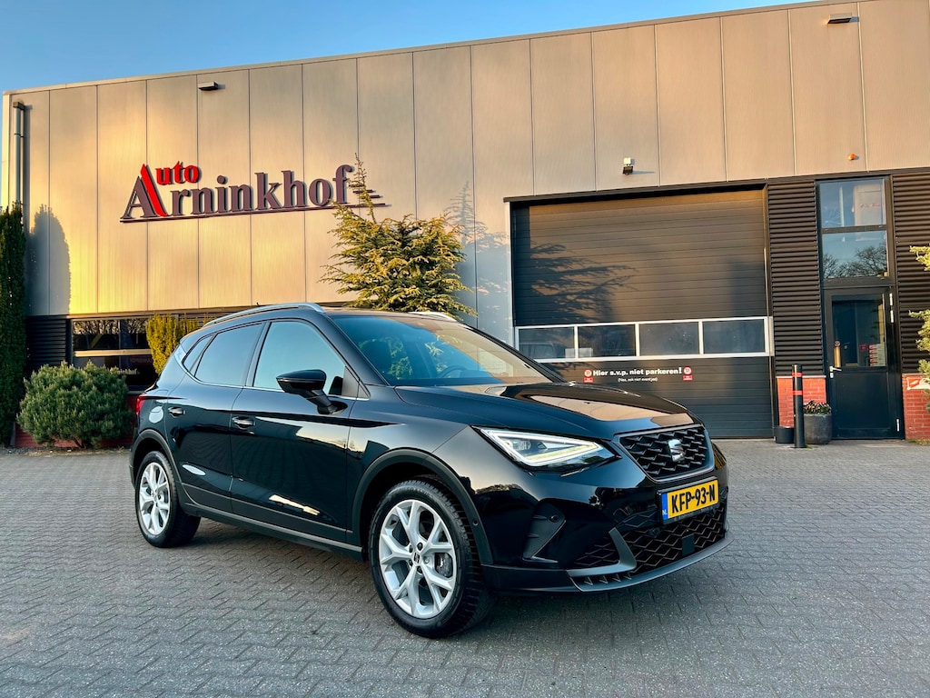 SEAT Arona 1.0 EcoTSI FR Business Connect, camera, cruise control, carplay, dig. cockpit