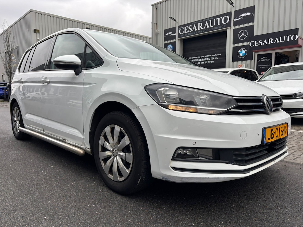 Volkswagen Touran 2.0 TDI SCR AUTOMAAT / 206 DKM / DEALER ONDERHOUDEN