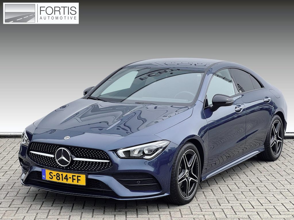 Mercedes-Benz CLA 180 AMG Line AMG-LINE | SFEER VERLICHTING | WIDE-SCREEN