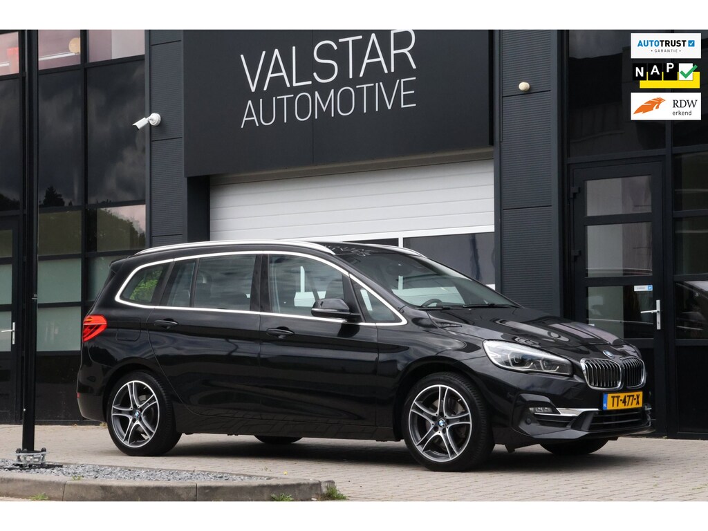 BMW 2-Serie Gran Tourer 220i High Executive | LED | TREKHAAK | STOELVERWARMING | FACELIFT!