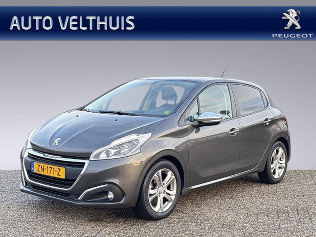 Peugeot 208 1.6 BlueHDI 75pk 5-drs Style *navi, trekhaak, pdc*