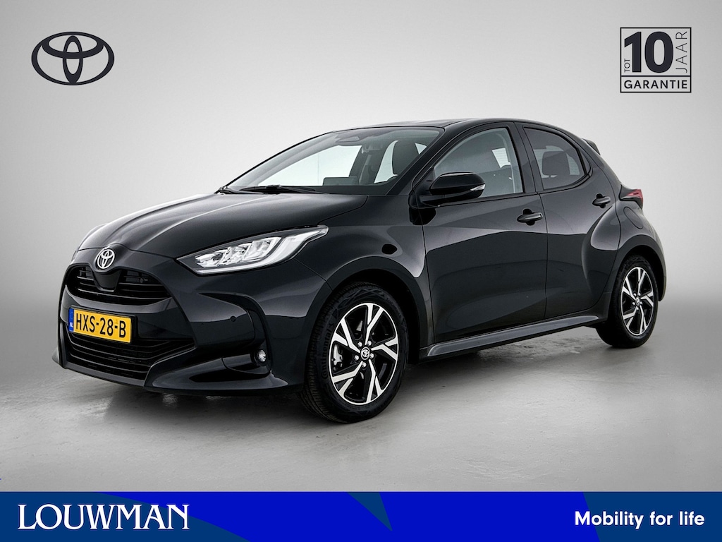 Toyota Yaris 1.5 Hybrid 115 Dynamic Comfort Pack | BTW Voertuig | Dodehoekdetectie | Stoel+stuurverwarming | Parkeersensoren Voor+Achter | Draadloze telefoonlader | Cruise Control Adaptive | Apple CarPlay/Android Auto |