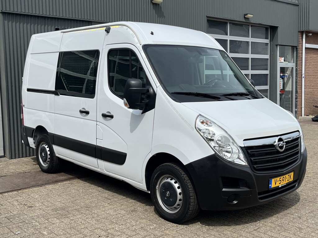 Opel Movano 2.3 CDTI BiTurbo L1H2 Airco Cruise controle Kastinrichting Parkeersensoren achter Achteruitrijcamera Telefoon voorbereiding Schuifdeur Euro 6 Ook ideaal voor ombouw naar camper !!