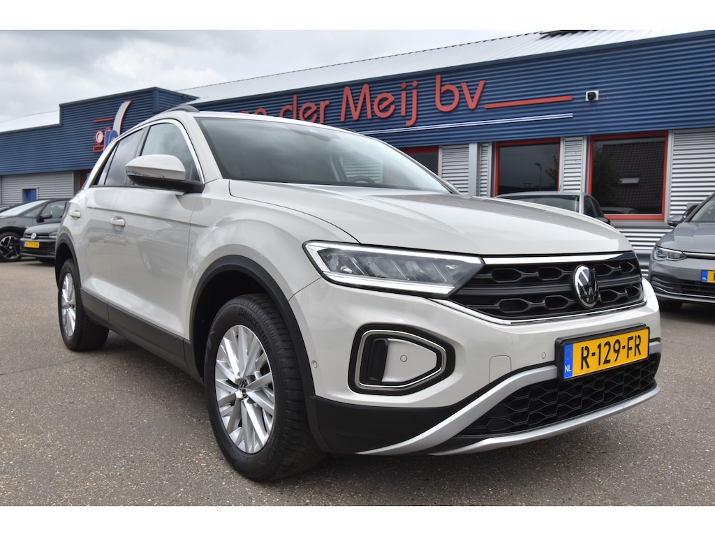 Volkswagen T-Roc 1.5 TSI Life 75 Edition , VIRTUAL COCKPIT , NAVI , CR CONTR , LED KOPL , PDC V+A , A UITRIJ CAM ,