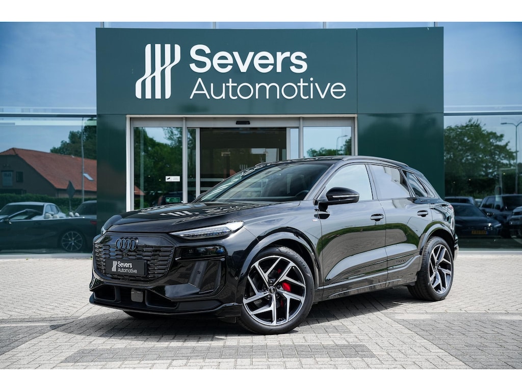 Audi Q6 e-tron S edition quattro 100 kWh l Luchtvering l Panorama dak l  S Line interieur l B&O Audio l  Trekhaak elektrische l  Head-Up display l