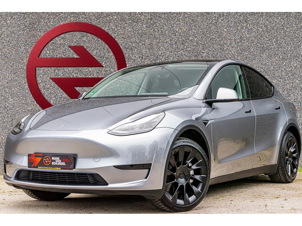 Tesla Model Y 347pk / Full Self Driving / Pano / Stoelverwarming / Leder / Climate Control / Apple Carplay / 20 Inch
