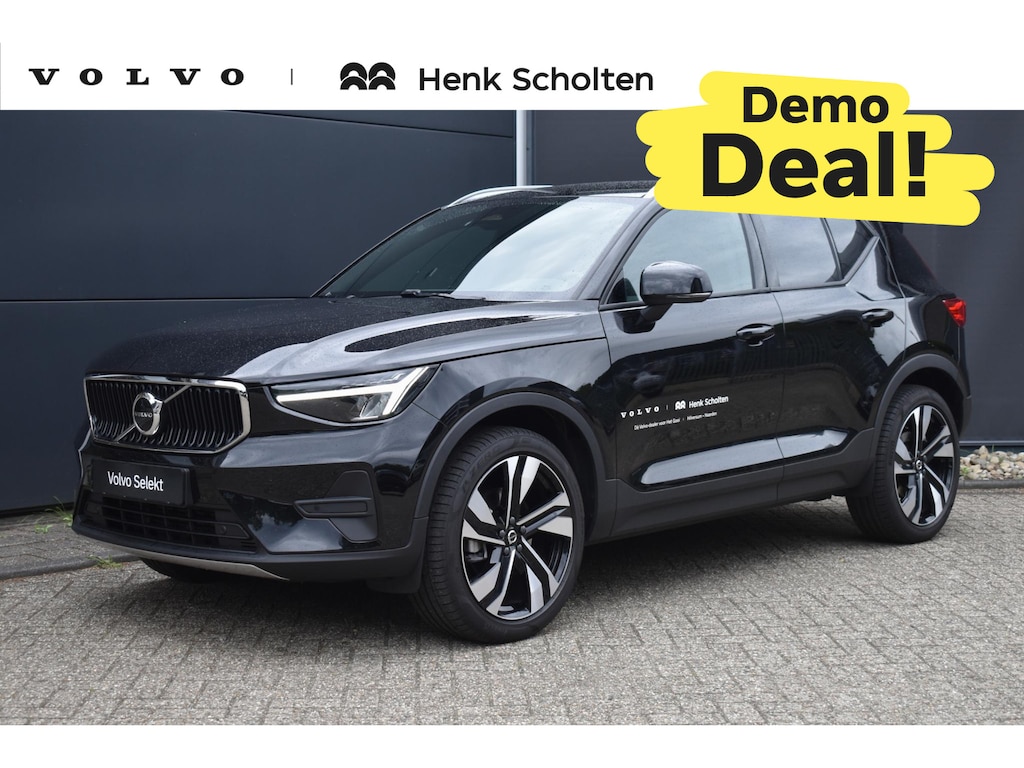 Volvo XC40 B4 Business Edition | DEMO DEAL | Keyless | BLIS | Adaptieve Cruise Control | Pilot Assist | Elektrische achterklep | Parkeer Camera | Extra getint glas | Stoel en stuurverwarming |