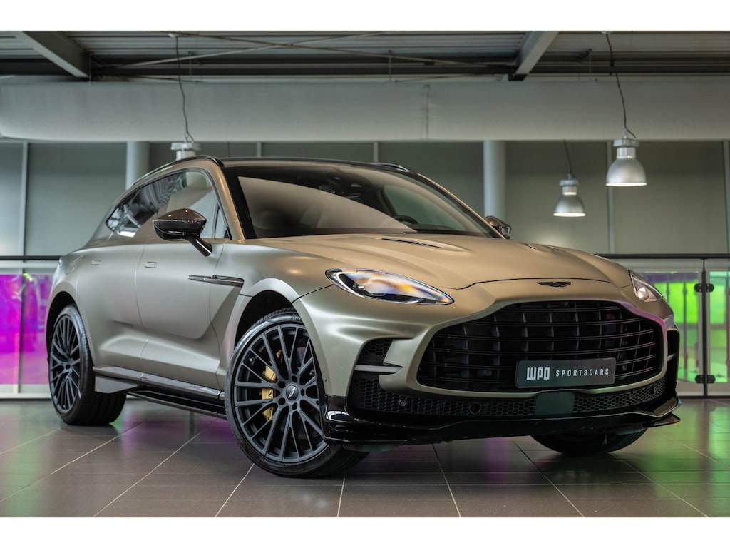 Aston Martin DBX 4.0 V8 707