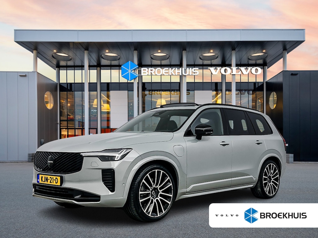 Volvo XC90 T8 Ultra Black Edition Executive | 22" | Gelaagd & Getint Glas | Geintegreerd kinderzitje | Luchtvering | Geventileerd Nappa | Bowers & Wilkins | Stoelmassage | Panoramadak | Head-Up | 360 Camera | Matrix LED