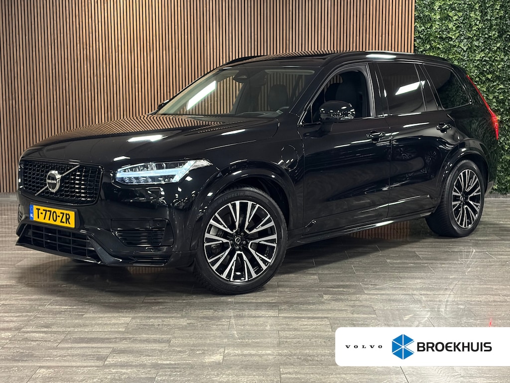 Volvo XC90 T8 AWD Recharge Ultra Ultimate Dark | Luchtvering | Trekhaak | 360 Camera | Head-Up Display | Harman Kardon | 455pk | Adaptieve Cruise Control | Stoelverwarming voor+achter | Stuurwielverwarming | Schuifdak | Full LED Meesturende koplampen | Pilot Assist | BLIS Dode Hoek Detectie | Alcantara hemelbekleding | Lederen zonnekleppen en handgrepen | Elektrische voorstoelen geheugen | Lederen bekleding | Zitting verlenging voorstoelen | Lederen dashboard | 20 Inch | Google Infotainment | Keyless Drive | Privacy Glass | Elektrisch bedienbare achterklep | Geïntegreerd kinderzitje achterin | Geïntegreerde zongordijnen achterportieren | Verlichte instaplijsten | 7-Persoons | 4-Zone Climate Control | DAB Radio | Apple Carplay/Android Auto | Alarm Klasse III | Onyx Black Metallic |