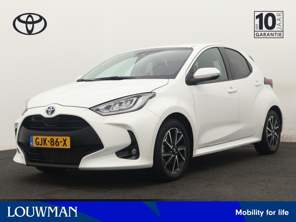 Toyota Yaris 1.5 Hybrid Dynamic + | Stoel+stuurverwarming | Trekhaak Afneembaar | Apple CarPlay/Android Auto | Cruise Control Adaptive | Climate Control |