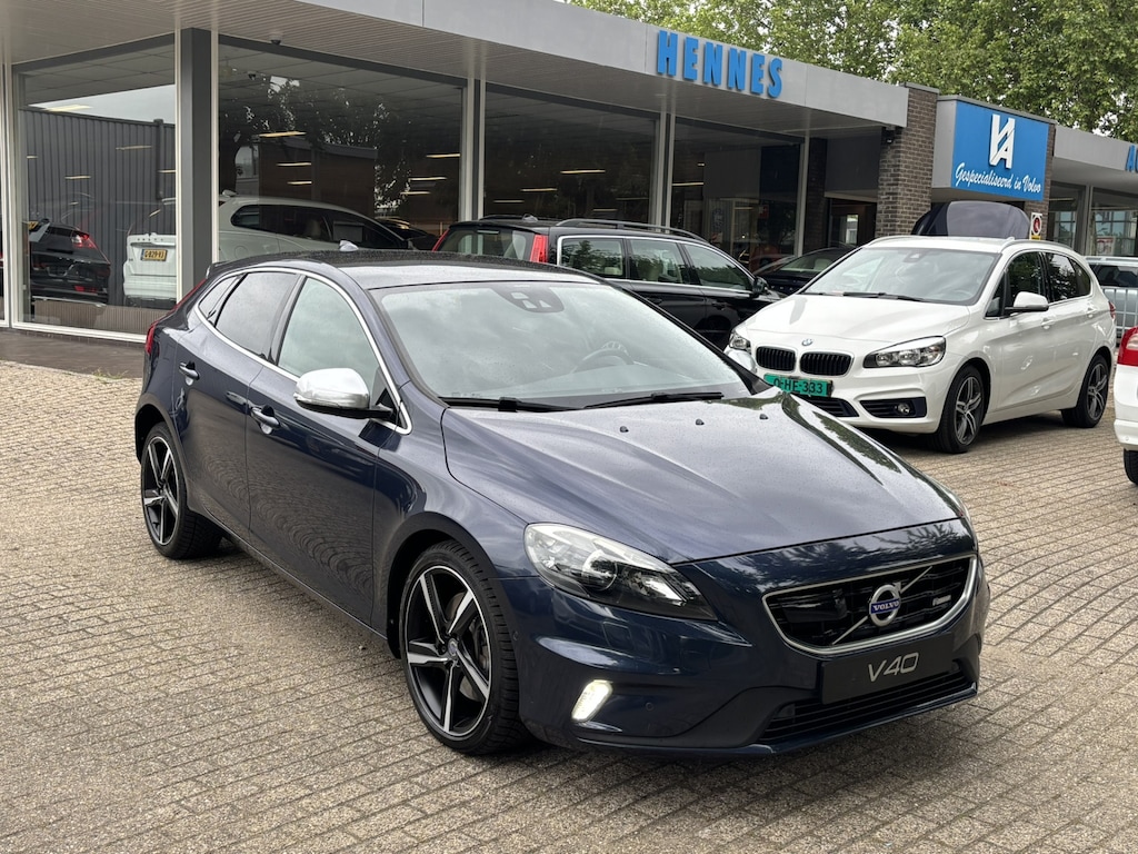 Volvo V40 2.5 T5 254pk R-Design Pano Keyless Driver Support Standkachel
