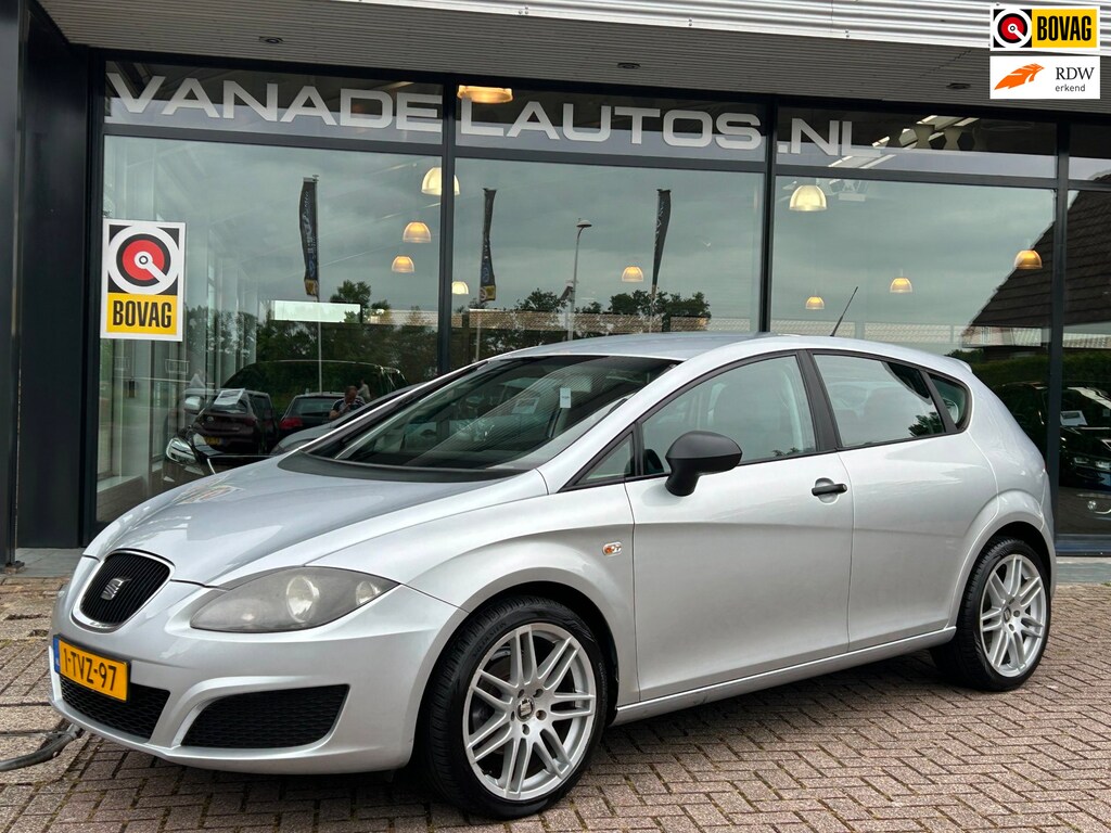 SEAT Leon 1.4 5Drs Airco 18" LM-Velgen Nieuwe APK!