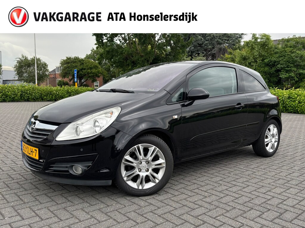 Opel Corsa 1.4-16V Cosmo | Automaat | Cruise control | Climate control |