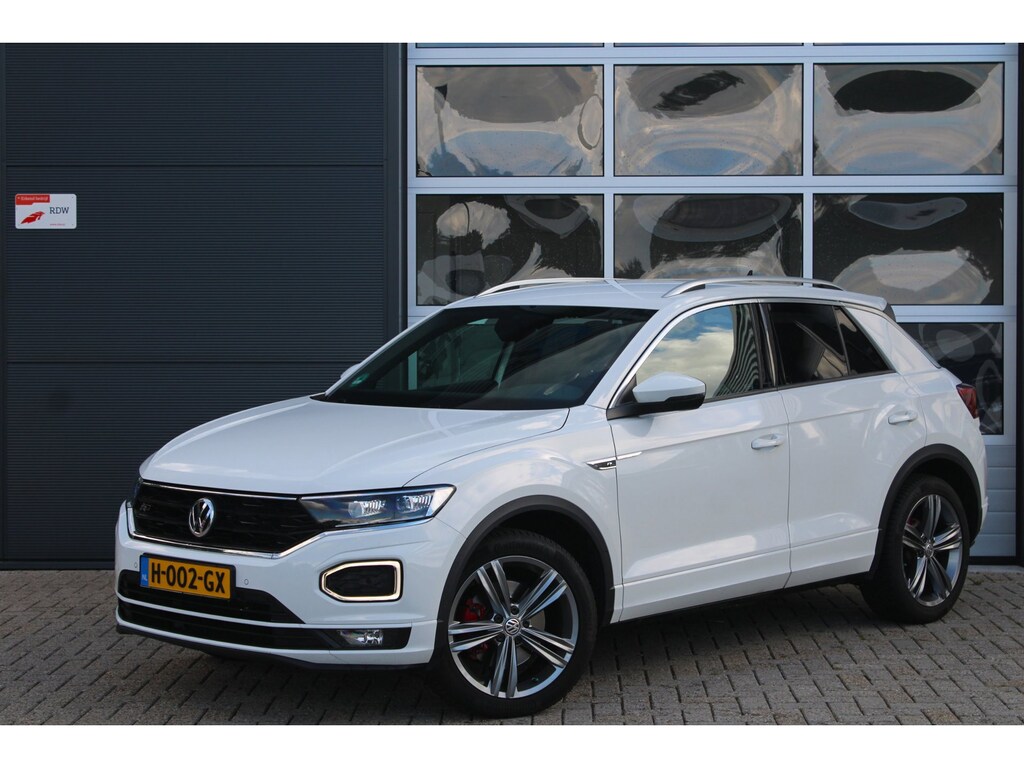 Volkswagen T-Roc 1.5 TSI R-Line Org. NL | Af. Trekhaak | Virtueel | ACC | Stoel/stuurverwarming