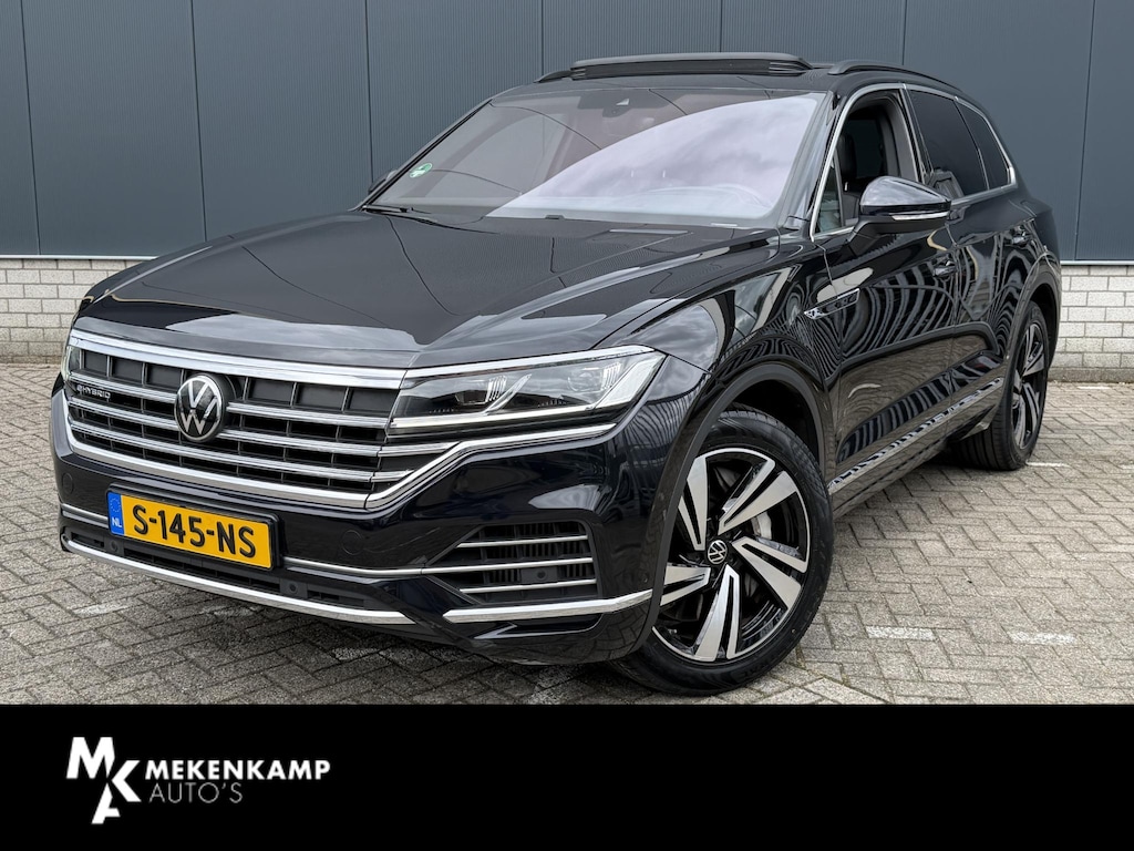 Volkswagen Touareg 3.0 TSi eHybrid 4MOTION 20"/Panoramadak/Trekhaak/Luchtvering/Leder/Stuur + voorruit + stoelverwarming v+a/Dodehoek/Adaptieve cruise