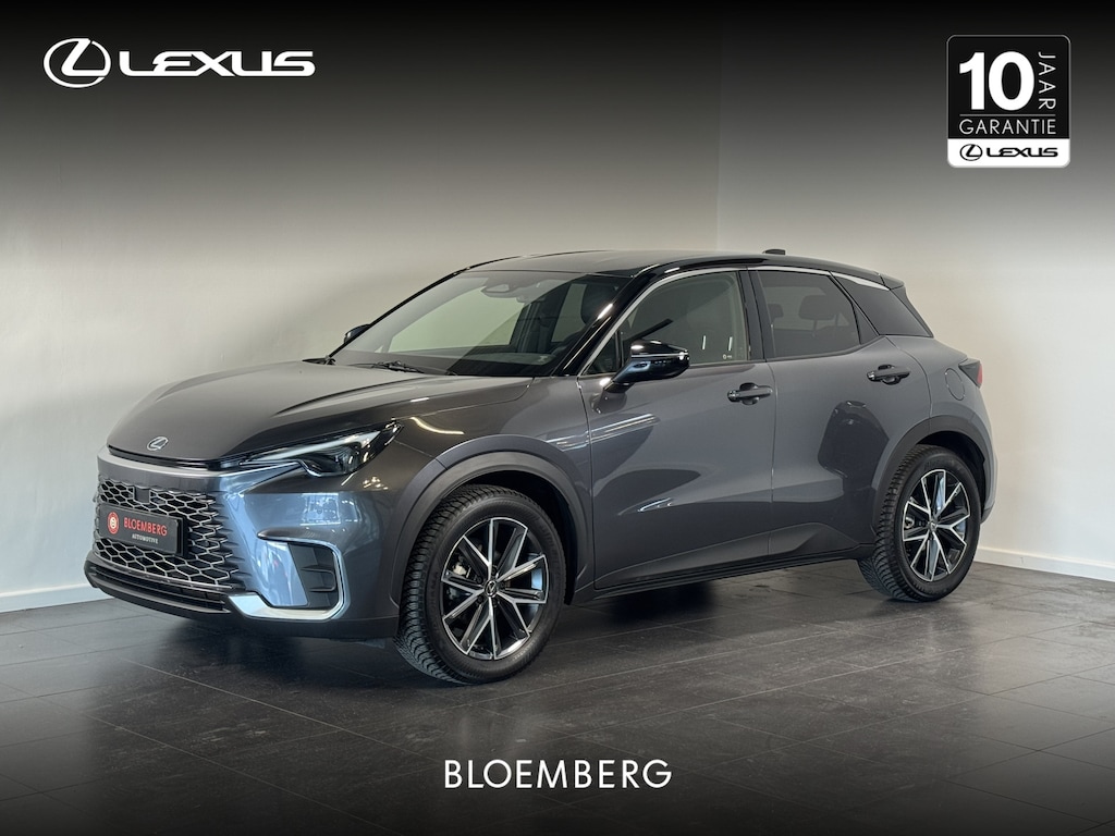 Lexus LBX Emotion 2WD | Stoelverwarming | Elektrische achterklep | BSM |