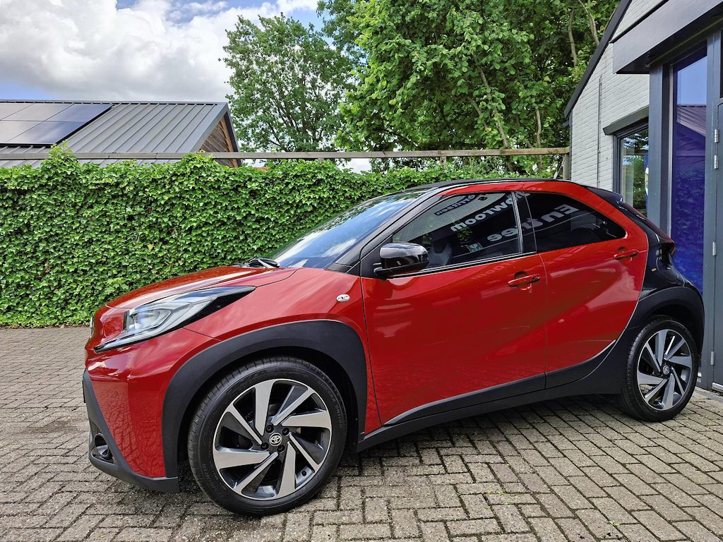 Toyota Aygo X 1.0 VVT-i MT Premium Cabrio, ad. cruise, Apple/Android