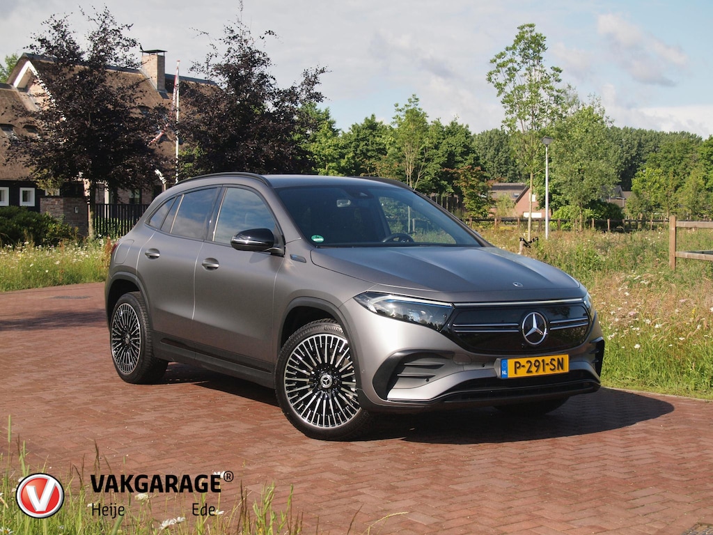 Mercedes-Benz EQA 250 Business Solution AMG 67 kWh | SOH 96% | Camera | Sfeerverlichting | Dealeronderhouden | NL-Auto |