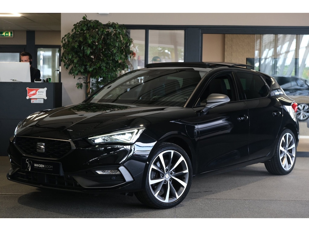 SEAT Leon 1.4 TSI eHybrid PHEV FR 204PK Pano Alcantara Led Cam Memory Navi