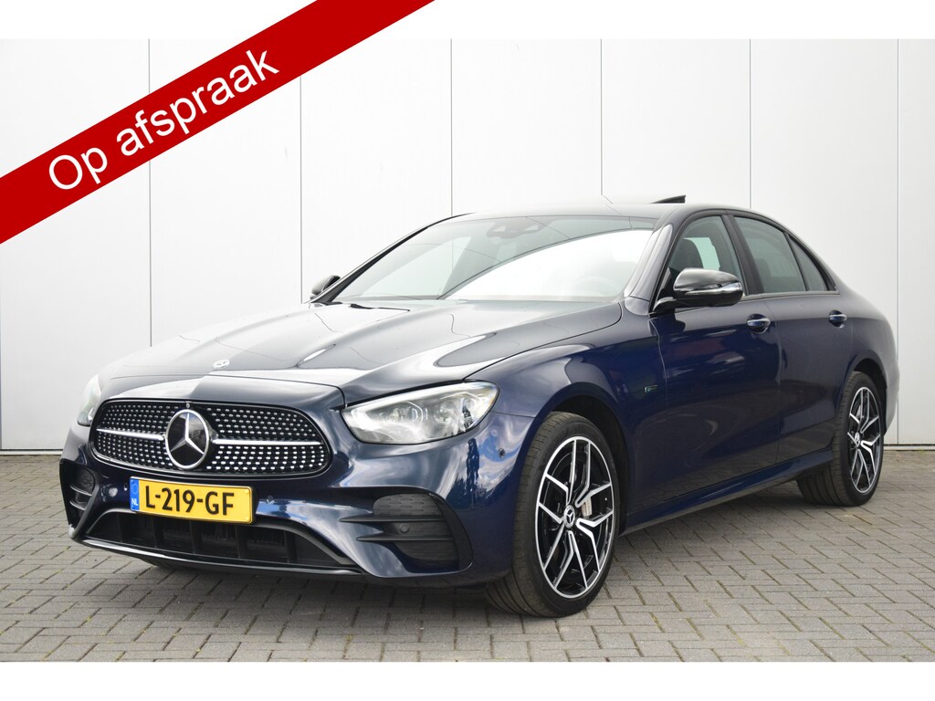 Mercedes-Benz E-klasse 300 e 4MATIC AMG Line SOH 100% Camera/360 Schuifdak Sportstoelen/Verwarmd Digi/Cockpit