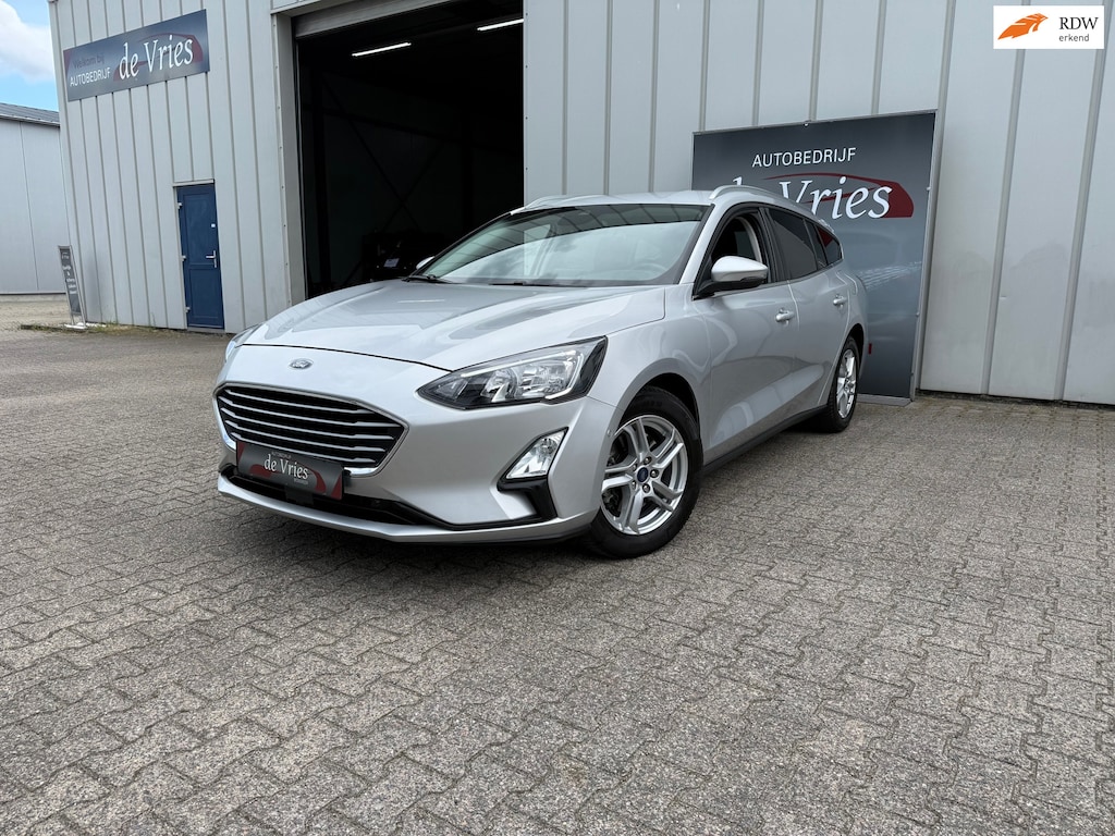 Ford Focus 1.0 EcoBoost Titanium X Business / Airco / Achteruit rij camera / Trekhaak