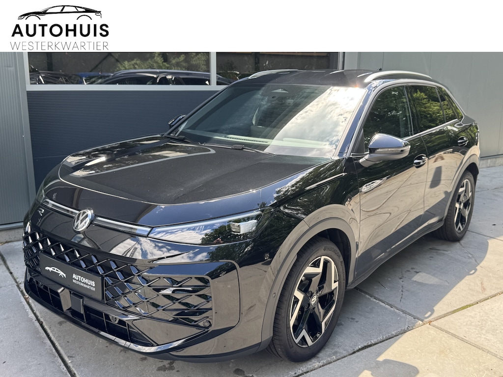 Volkswagen T-Roc 1.5 eTsi 150pk DSG R-Line First Edition Virtual Cockpit Carplay Trekhaak Camera Keyless Stoelverwarming