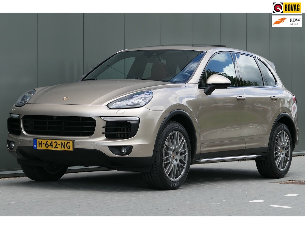 Porsche Cayenne 3.6 S Facelift Pano Sport Chrono Luchtvering 360Camera Bose