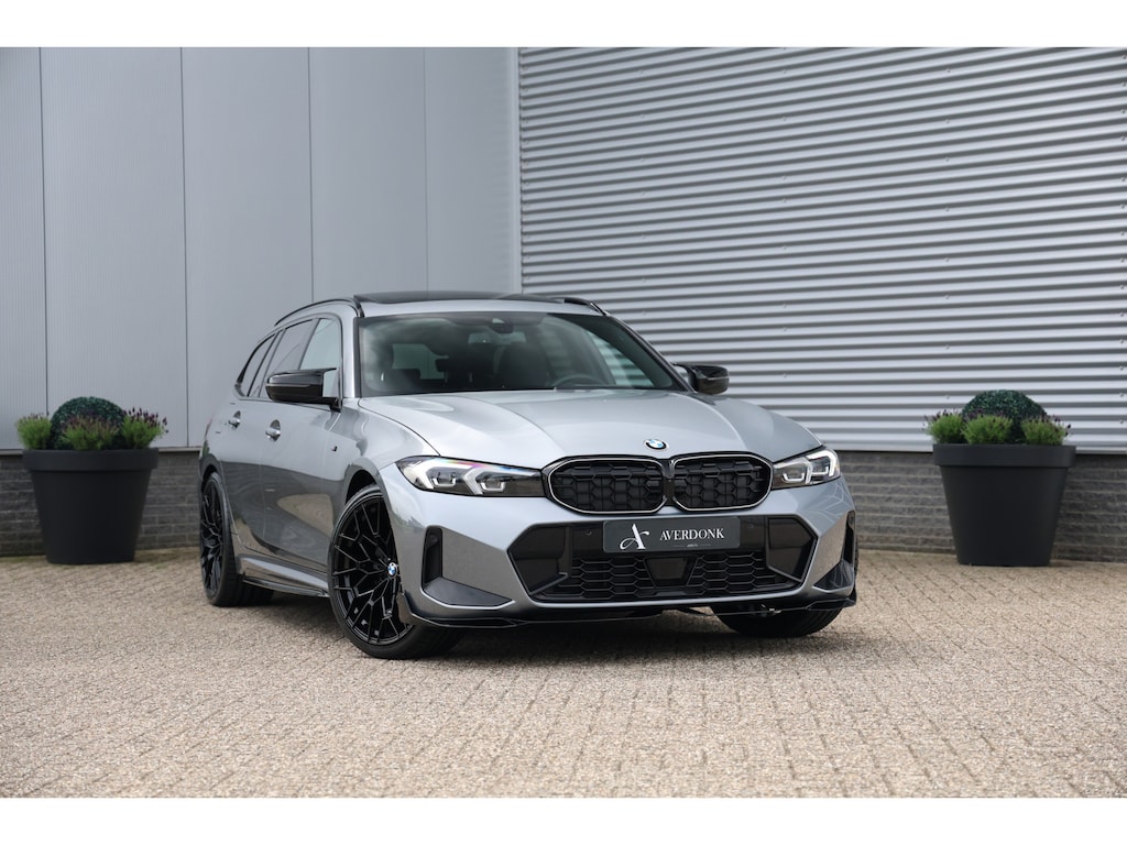 BMW 3-Serie Touring 320i M-Sport Pano|Trekh|360Cam|HUD|ACC|Iconic