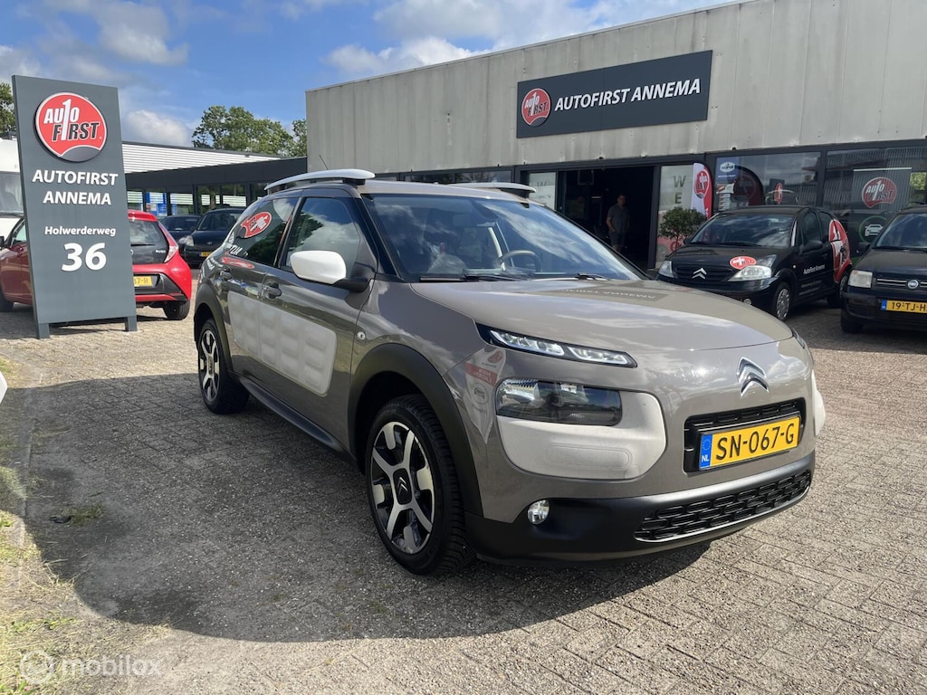 Citroën C4 Cactus 1.2 VTi Feel 207316 km met trekhaak.