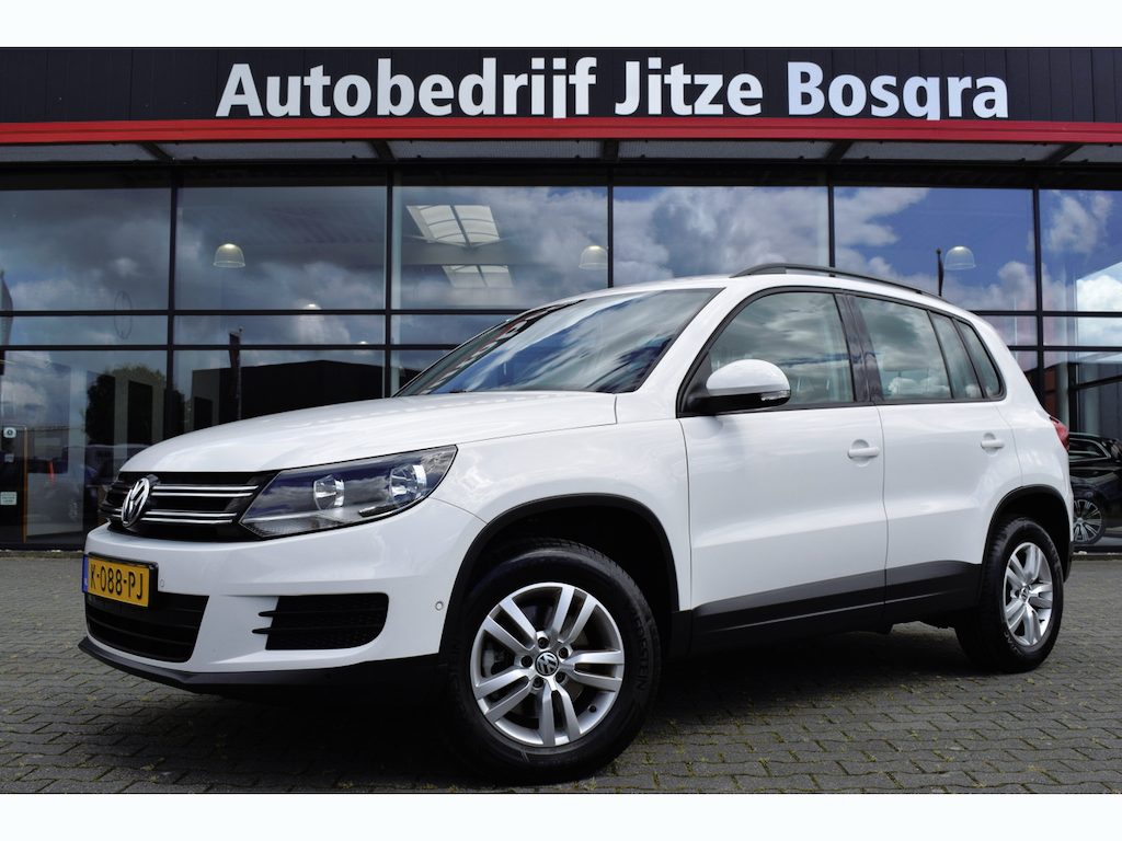 Volkswagen Tiguan 1.4 TSi Comfort&Design Edition ECC | Telefonie | Camera | Stoelverwarming | Trekhaak