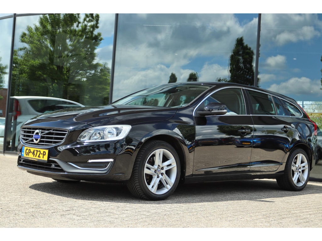 Volvo V60 2.0 D3 SUMMUM BUSINESS AUT. | LEDER | NAVI | STANDKACHEL | CRUISE | CLIMATE