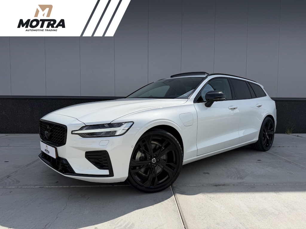 Volvo V60 2.0 T8 Hybrid 455pk AWD Ultra Dark Black Edition | Bowers & Wilkins | Panorama | Massage | 360 Camera | Stoelventilatie | SOH 100%| Black Edition